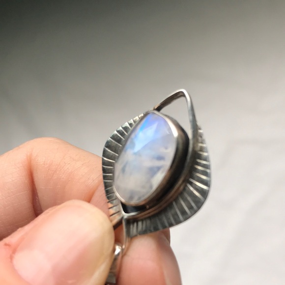 Rainbow Moonstone 925 sterling silver pendant - Picture 7 of 12